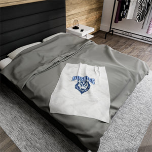 Hunter Huss HS Velveteen Plush Blanket