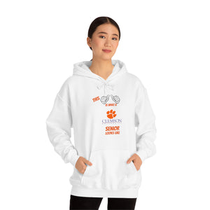 This Is What A Clemson Senior Looks Like Unisex Heavy Blend™ Hooded Sweatshirt