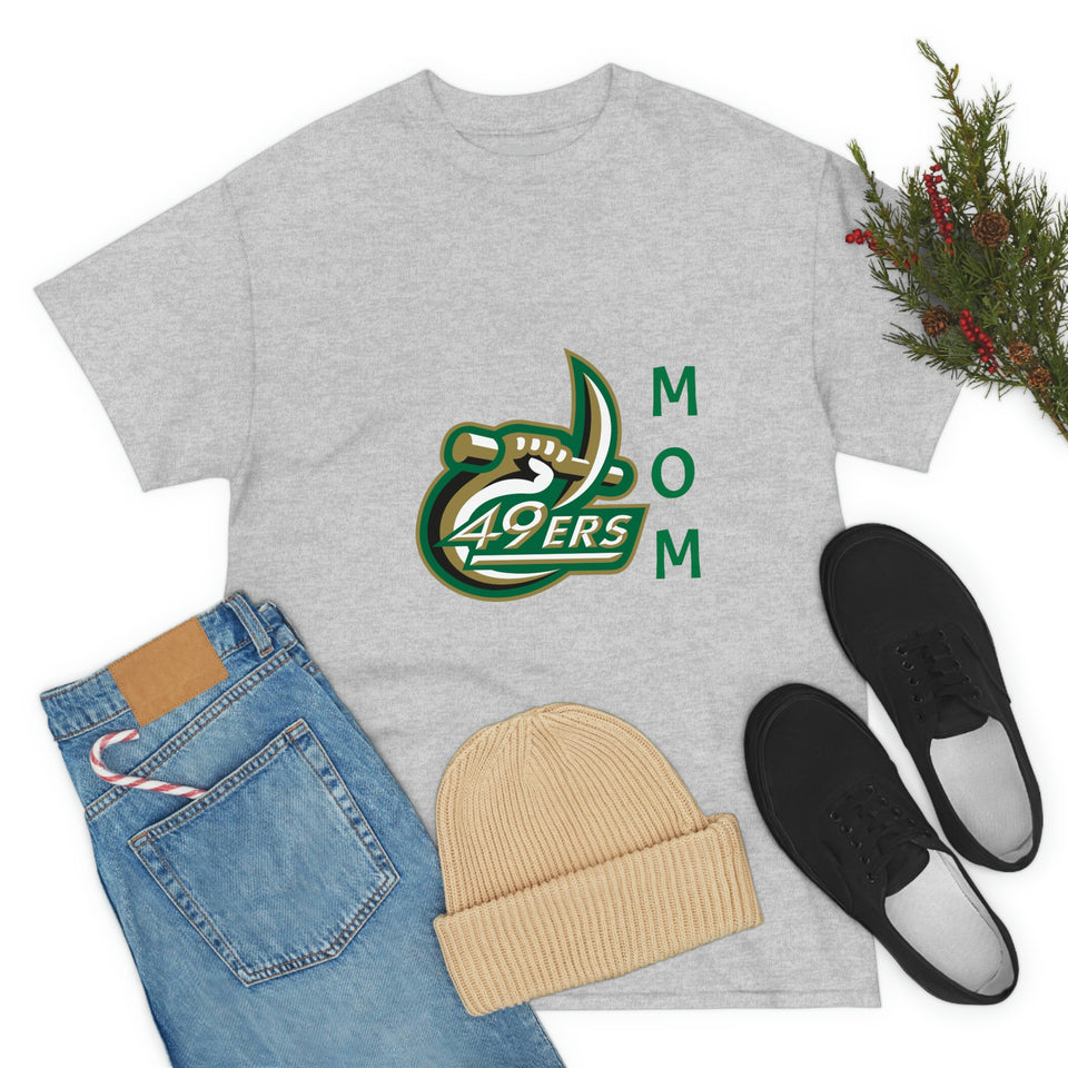 UNCC Mom Unisex Heavy Cotton Tee