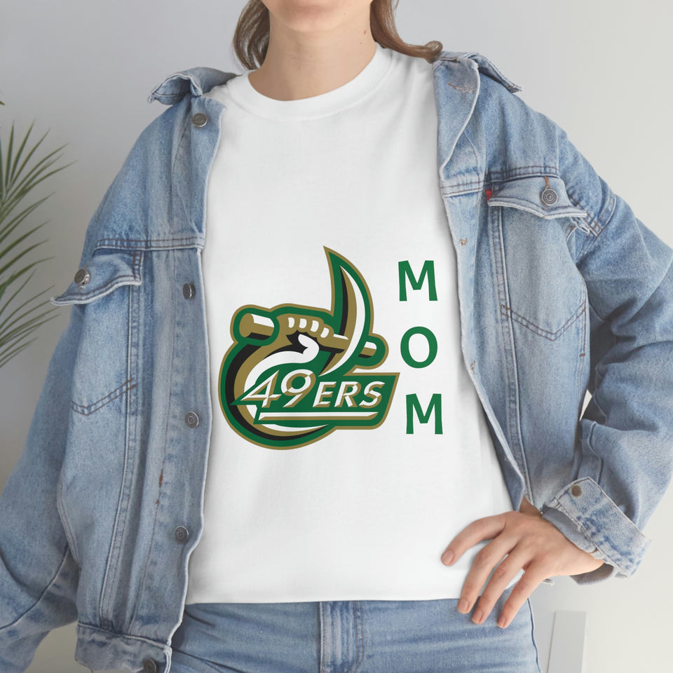 UNCC Mom Unisex Heavy Cotton Tee