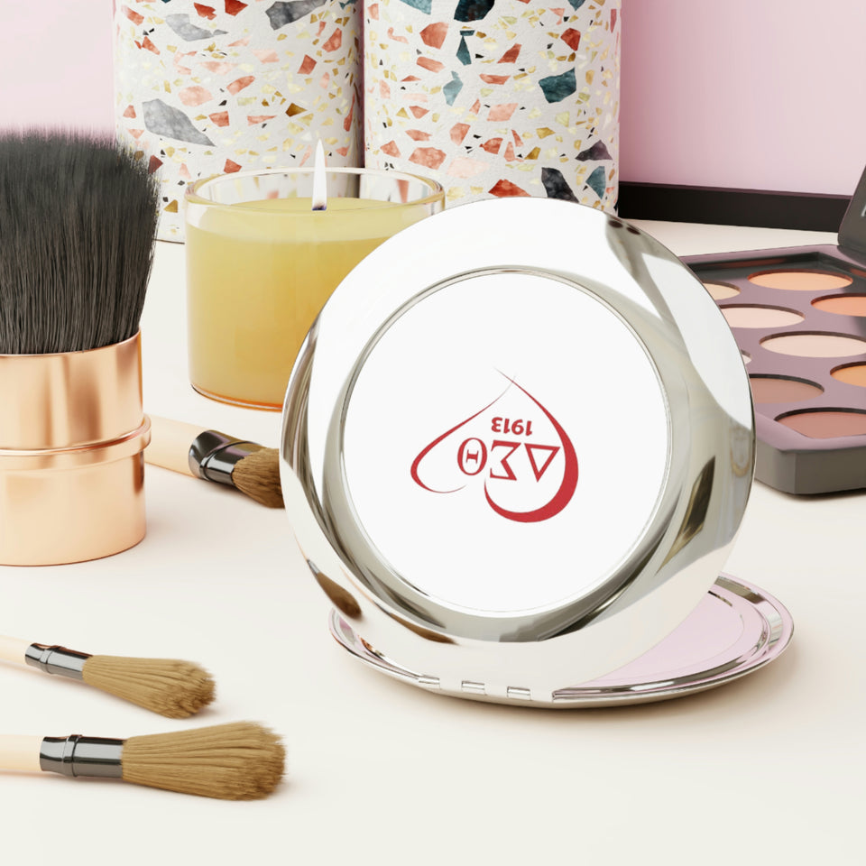 DST Heart Compact Travel Mirror