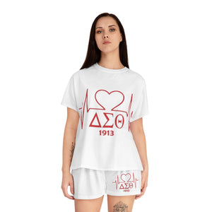 Delta Heartbeat Women's Short Pajama Set (AOP)