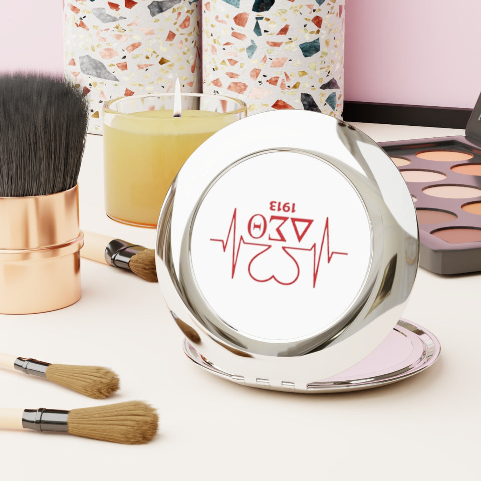 Delta Heartbeat Compact Travel Mirror